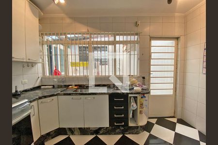 Casa à venda com 175m², 5 quartos e 2 vagas Casa à venda com 175m², 5 quartos e 2 vagasCozinha