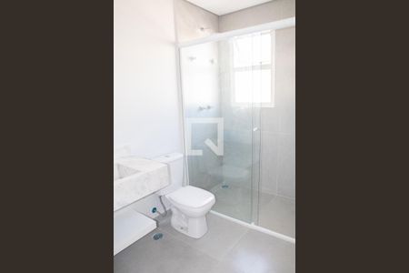 Banheiro do Quarto 1 de casa de condomínio para alugar com 4 quartos, 250m² em Jardim Leonor Mendes de Barros, São Paulo