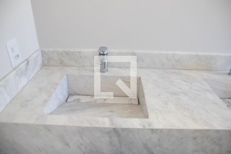 Banheiro do Quarto 1 de casa de condomínio para alugar com 4 quartos, 250m² em Jardim Leonor Mendes de Barros, São Paulo