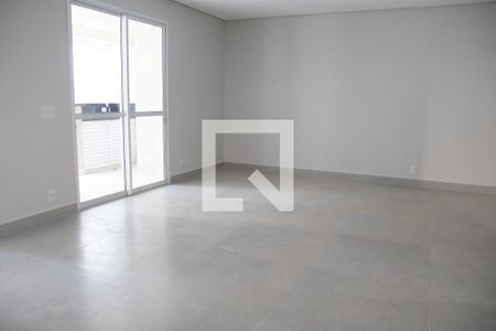 Sala de casa de condomínio para alugar com 4 quartos, 250m² em Jardim Leonor Mendes de Barros, São Paulo