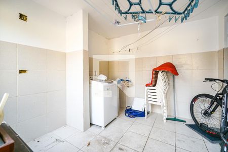 Casa de condomínio à venda com 268m², 1 quarto e sem vaga Casa de condomínio à venda com 268m², 1 quarto e sem vagaÁrea de serviço