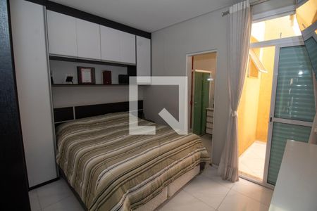 Casa à venda com 115m², 3 quartos e 2 vagasSuíte