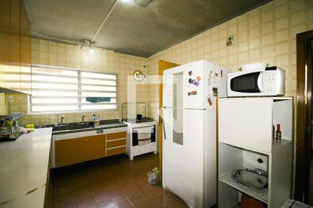 Casa à venda com 570m², 5 quartos e 5 vagasCozinha
