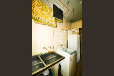 Casa à venda com 570m², 5 quartos e 5 vagasLavanderia