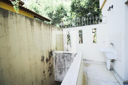 Casa à venda com 570m², 5 quartos e 5 vagasÁrea comum