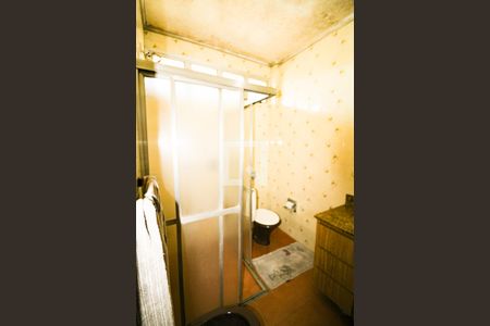 Casa à venda com 570m², 5 quartos e 5 vagasBanheiro 2