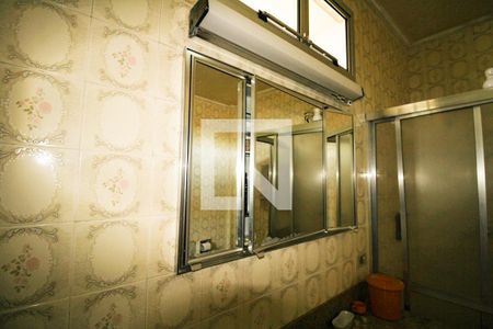 Casa à venda com 570m², 5 quartos e 5 vagasBanheiro 3