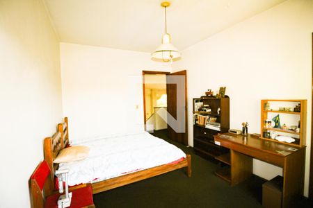 Casa à venda com 570m², 5 quartos e 5 vagasQuarto 3