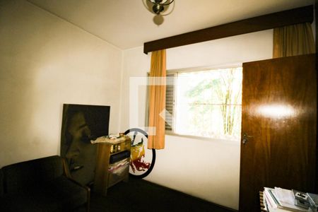 Casa à venda com 570m², 5 quartos e 5 vagasBiblioteca 