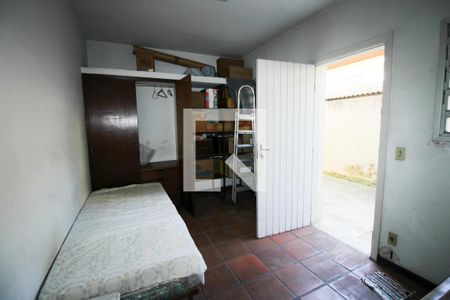 Casa à venda com 570m², 5 quartos e 5 vagasQuarto de Serviço