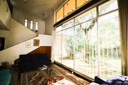 Sala de casa à venda com 5 quartos, 570m² em Jardim Marajoara, São Paulo