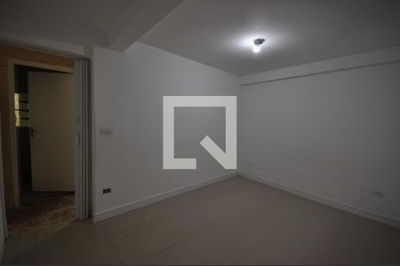 Quarto 2 de casa à venda com 2 quartos, 200m² em Parque Vitoria, São Paulo