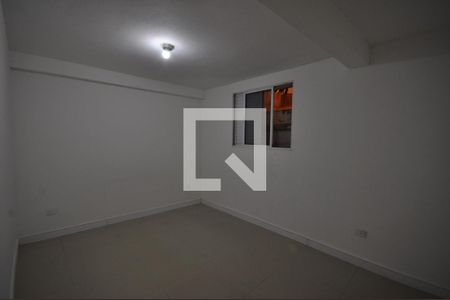 Quarto 2 de casa à venda com 2 quartos, 200m² em Parque Vitoria, São Paulo