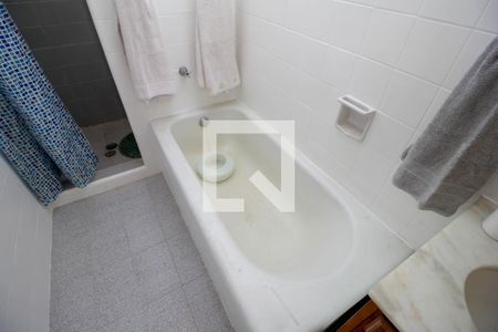 Apartamento para alugar com 95m², 3 quartos e 1 vaga Apartamento para alugar com 95m², 3 quartos e 1 vagaBanheiro 2