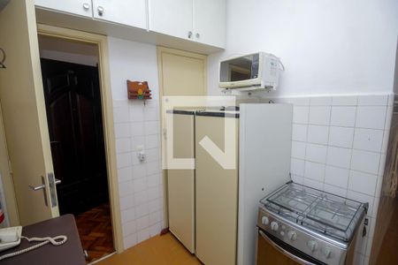 Apartamento para alugar com 95m², 3 quartos e 1 vaga Apartamento para alugar com 95m², 3 quartos e 1 vagaCozinha - Armários
