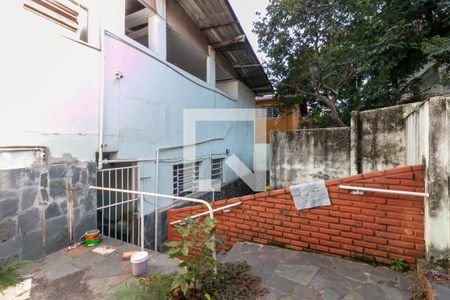 Casa à venda com 567m², 4 quartos e 4 vagas Casa à venda com 567m², 4 quartos e 4 vagasQuintal
