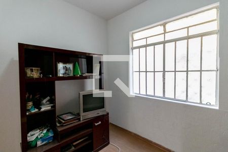 Casa à venda com 567m², 4 quartos e 4 vagas Casa à venda com 567m², 4 quartos e 4 vagasQuarto 3