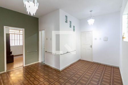 Casa à venda com 567m², 4 quartos e 4 vagas Casa à venda com 567m², 4 quartos e 4 vagasCopa