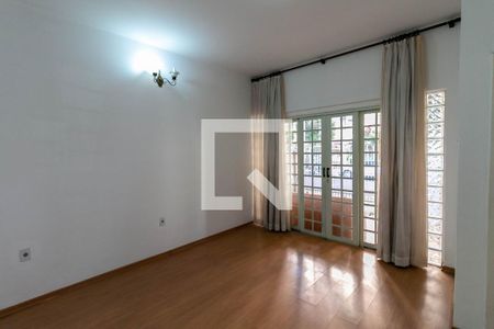 Sala de casa à venda com 4 quartos, 567m² em Nova Suíça, Belo Horizonte