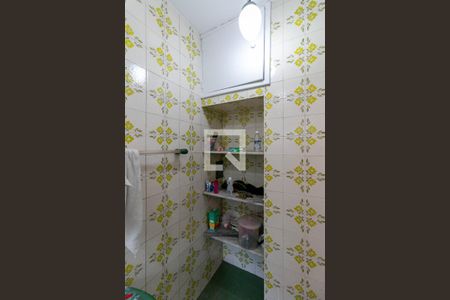 Casa à venda com 567m², 4 quartos e 4 vagas Casa à venda com 567m², 4 quartos e 4 vagasBanheiro da Suíte