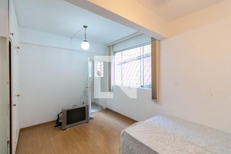 Casa à venda com 567m², 4 quartos e 4 vagas Casa à venda com 567m², 4 quartos e 4 vagasQuarto Suíte