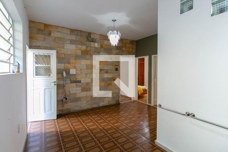 Casa à venda com 567m², 4 quartos e 4 vagas Casa à venda com 567m², 4 quartos e 4 vagasCopa