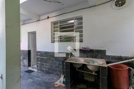 Casa à venda com 567m², 4 quartos e 4 vagas Casa à venda com 567m², 4 quartos e 4 vagasÁrea de Serviço