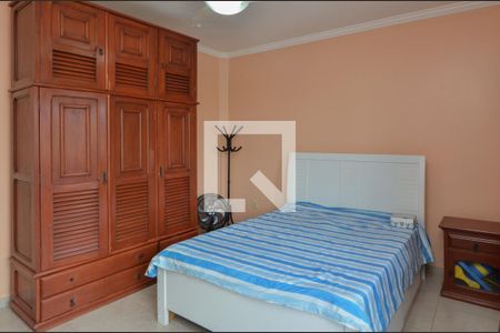 Casa de condomínio para alugar com 240m², 4 quartos e 3 vagasSuíte 2