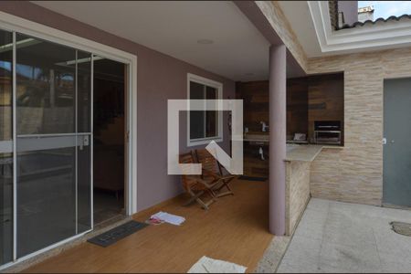 Casa de condomínio para alugar com 240m², 4 quartos e 3 vagasÁrea Externa