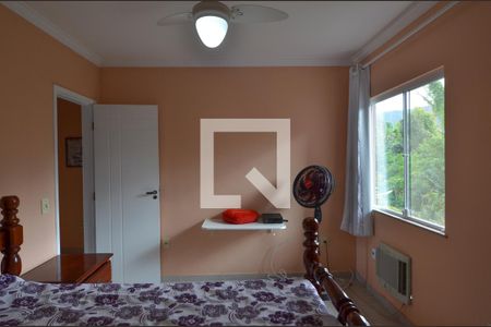 Casa de condomínio para alugar com 240m², 4 quartos e 3 vagasSuíte 3