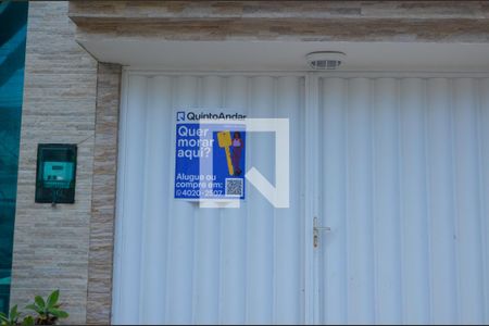 Casa de condomínio para alugar com 240m², 4 quartos e 3 vagasBanheiro da área externa