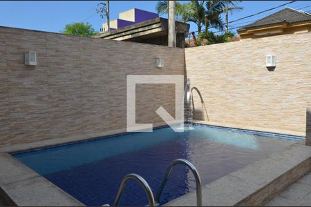 Casa de condomínio para alugar com 240m², 4 quartos e 3 vagasÁrea Externa