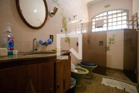 Casa à venda com 660m², 4 quartos e 4 vagas Casa à venda com 660m², 4 quartos e 4 vagasBanheiro da Suíte 3