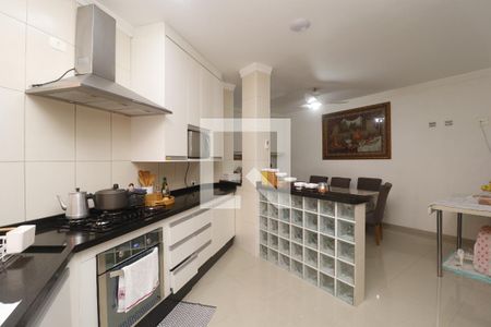 Casa para alugar com 220m², 3 quartos e 4 vagasCopa e cozinha