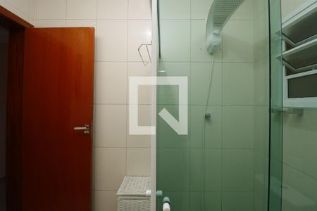 Casa para alugar com 220m², 3 quartos e 4 vagasBanheiro Social