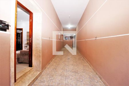 Casa para alugar com 220m², 3 quartos e 4 vagasCorredor