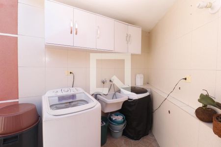 Casa para alugar com 220m², 3 quartos e 4 vagasÁrea de Serviço