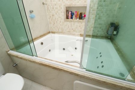 Casa para alugar com 220m², 3 quartos e 4 vagasBanheiro da Suíte