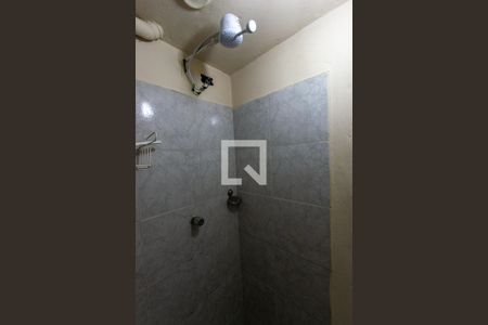 Banheiro de kitnet/studio para alugar com 1 quarto, 25m² em Vila Clementino, São Paulo