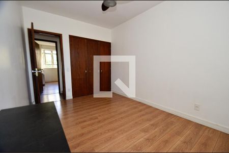 Quarto 2 de apartamento para alugar com 3 quartos, 120m² em Sion, Belo Horizonte