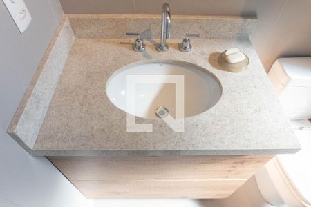 Apartamento para alugar com 62m², 2 quartos e 1 vaga Apartamento para alugar com 62m², 2 quartos e 1 vagaBanheiro da Suíte