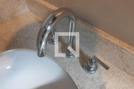 Apartamento para alugar com 62m², 2 quartos e 1 vaga Apartamento para alugar com 62m², 2 quartos e 1 vagaBanheiro da Suíte