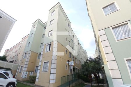 Apartamento à venda com 45m², 2 quartos e 1 vaga Apartamento à venda com 45m², 2 quartos e 1 vagaFachada do bloco