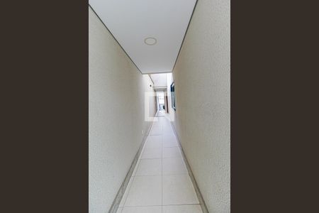 Casa à venda com 258m², 3 quartos e 4 vagas Casa à venda com 258m², 3 quartos e 4 vagasCorredor Lateral