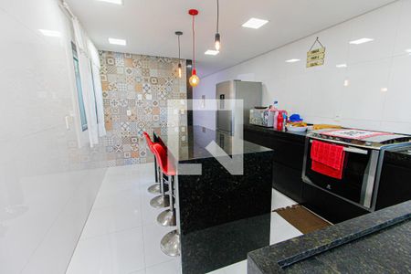 Cozinha de casa à venda com 3 quartos, 258m² em Parque São Vicente, Santo André