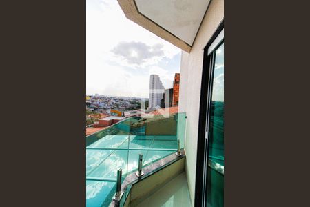 Casa à venda com 258m², 3 quartos e 4 vagas Casa à venda com 258m², 3 quartos e 4 vagasVaranda do Quarto 3