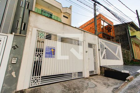 Fachada de casa à venda com 3 quartos, 258m² em Parque São Vicente, Santo André