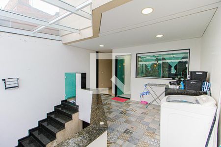 Casa à venda com 258m², 3 quartos e 4 vagas Casa à venda com 258m², 3 quartos e 4 vagasÁrea de Serviço