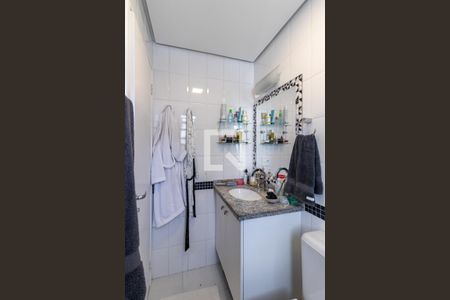 Apartamento para alugar com 60m², 2 quartos e 2 vagas Apartamento para alugar com 60m², 2 quartos e 2 vagasSuíte