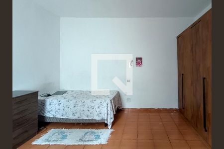 Casa à venda com 186m², 3 quartos e 6 vagas Casa à venda com 186m², 3 quartos e 6 vagasQuarto 3